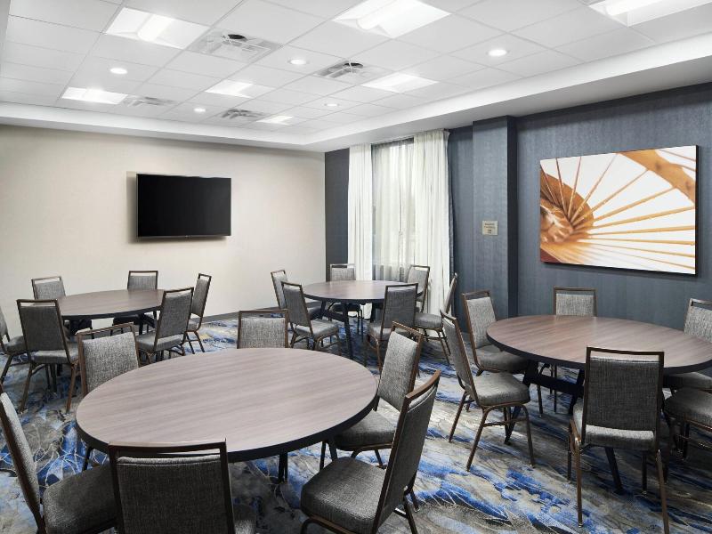 Fairfield Inn & Suites by Marriott Tampa Riverview image