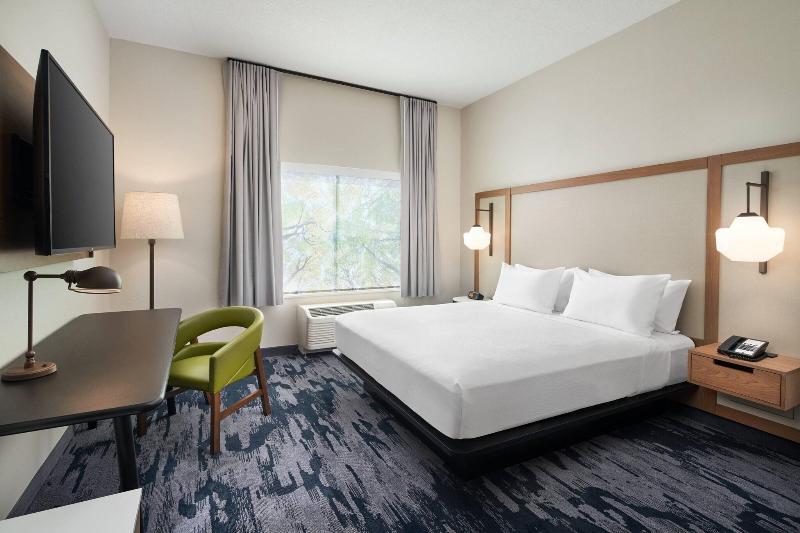 Fairfield Inn & Suites by Marriott Tampa Riverview image