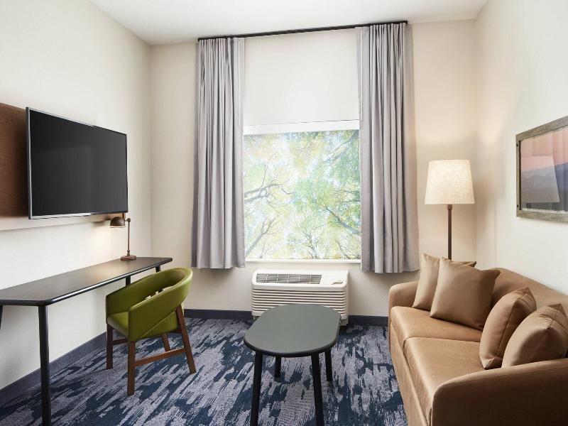 Fairfield Inn & Suites by Marriott Tampa Riverview image