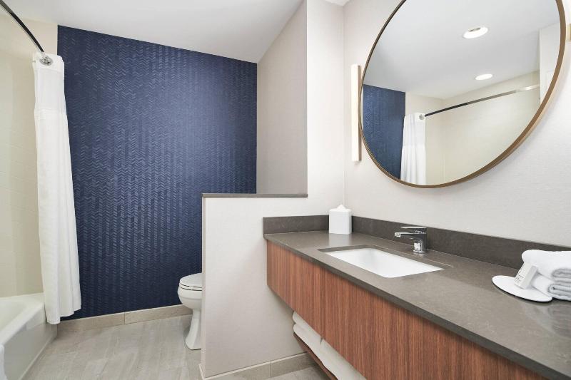 Fairfield Inn & Suites by Marriott Tampa Riverview image