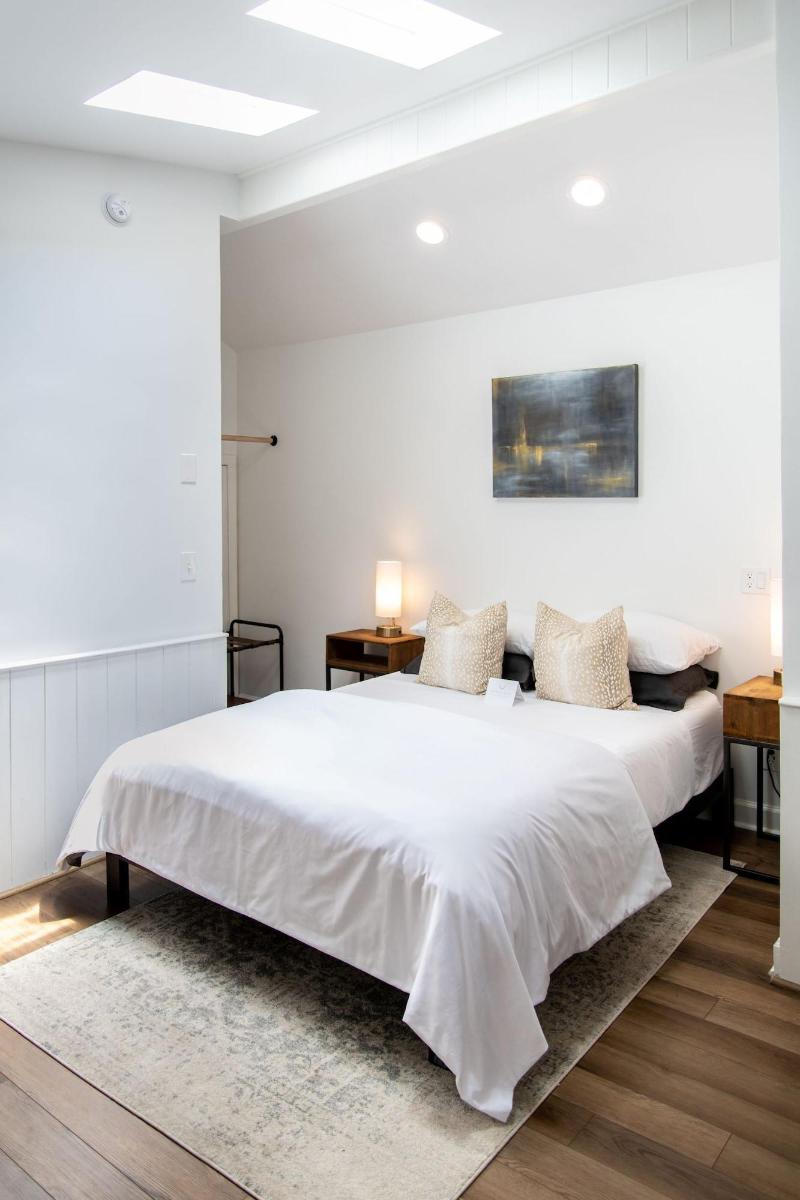 The Wells Hotel image