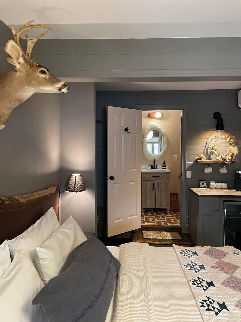 The Wells Hotel image