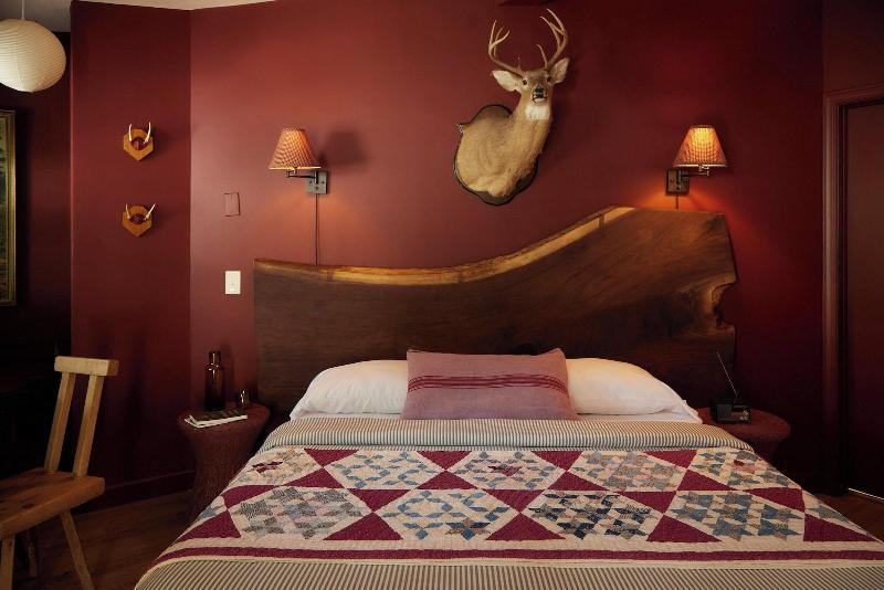 The Wells Hotel image