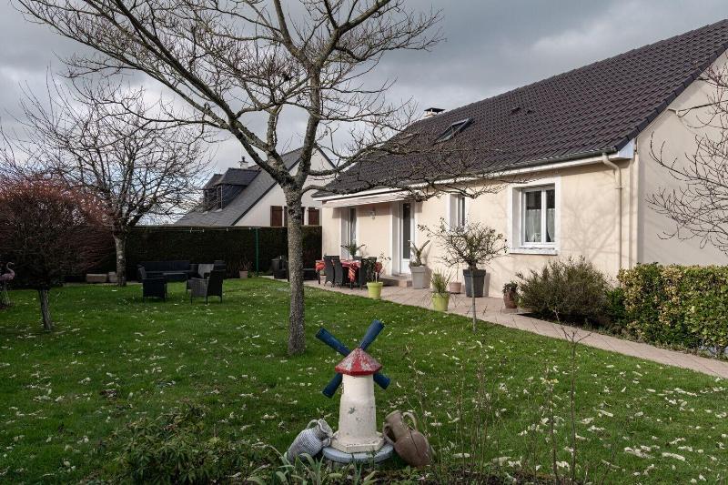 Chambres d'Hotes Les Papillons image