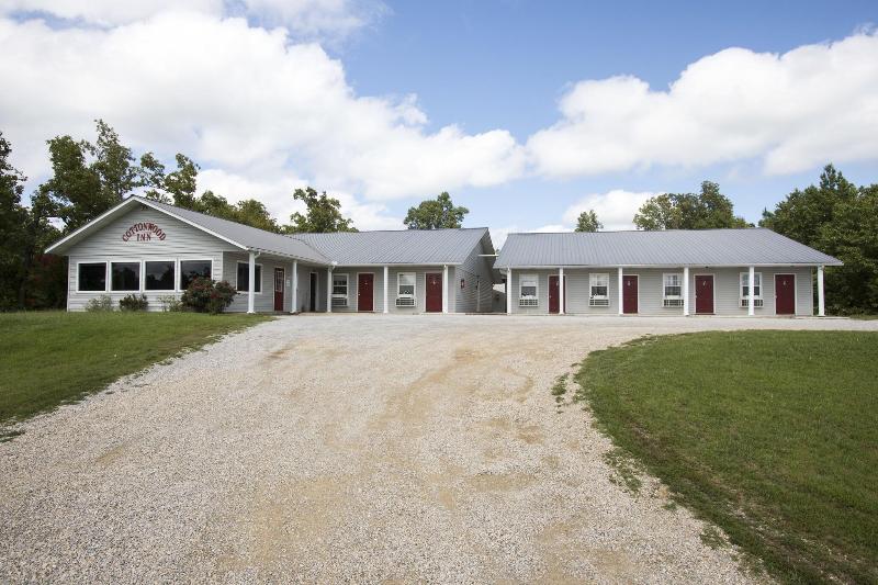 Cottonwood Inn image
