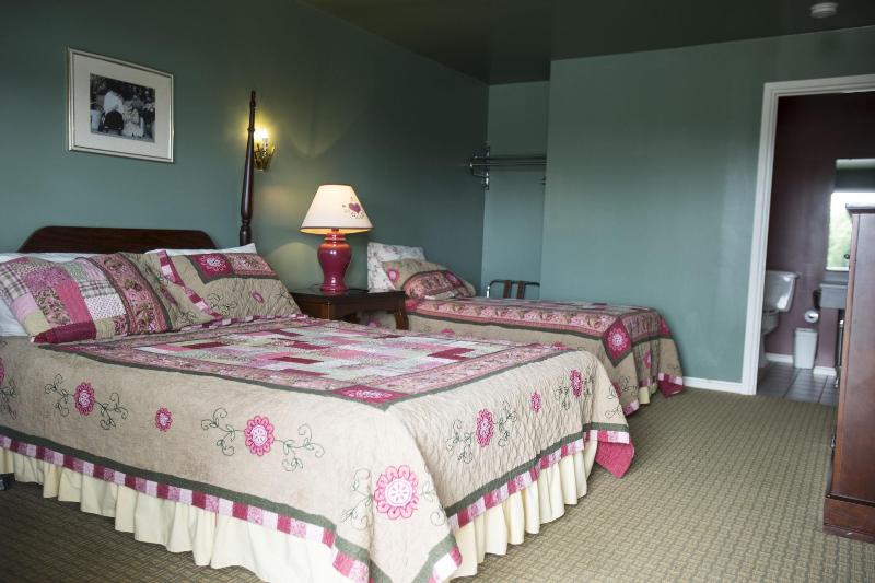 Cottonwood Inn image 4