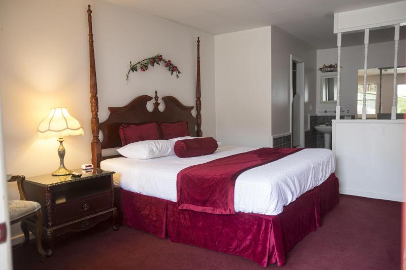 Cottonwood Inn image