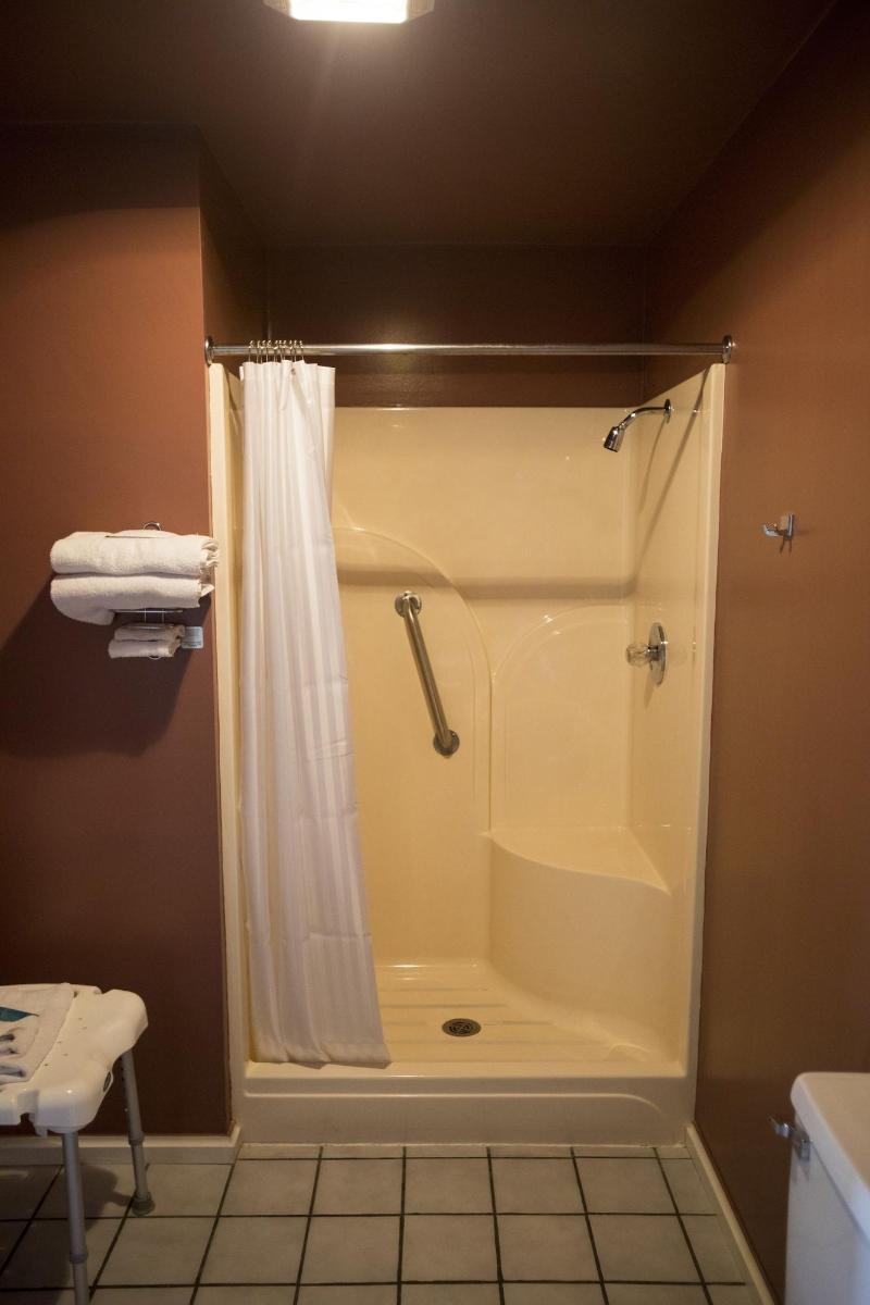 Cottonwood Inn image