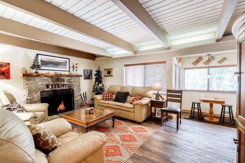 Captain's Cove Motel image