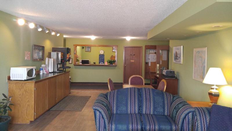 Harbor Lights Lodge image