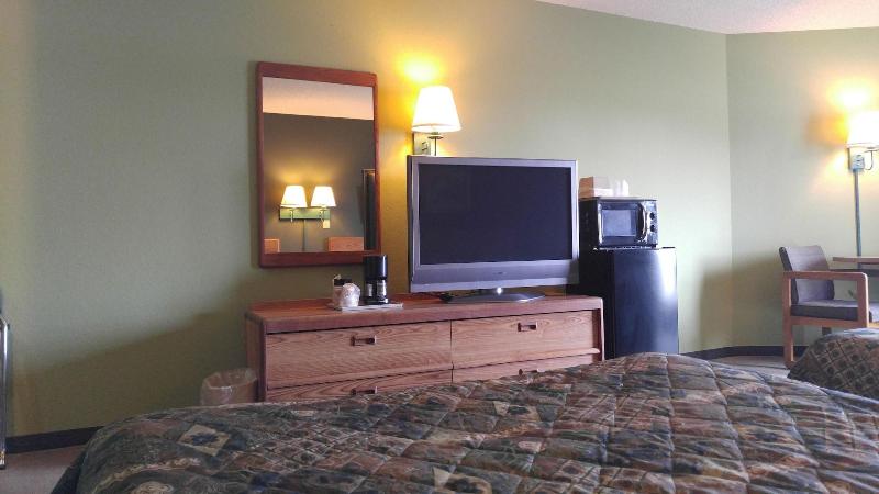 Harbor Lights Lodge image