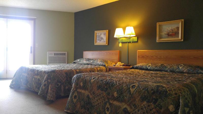 Harbor Lights Lodge image