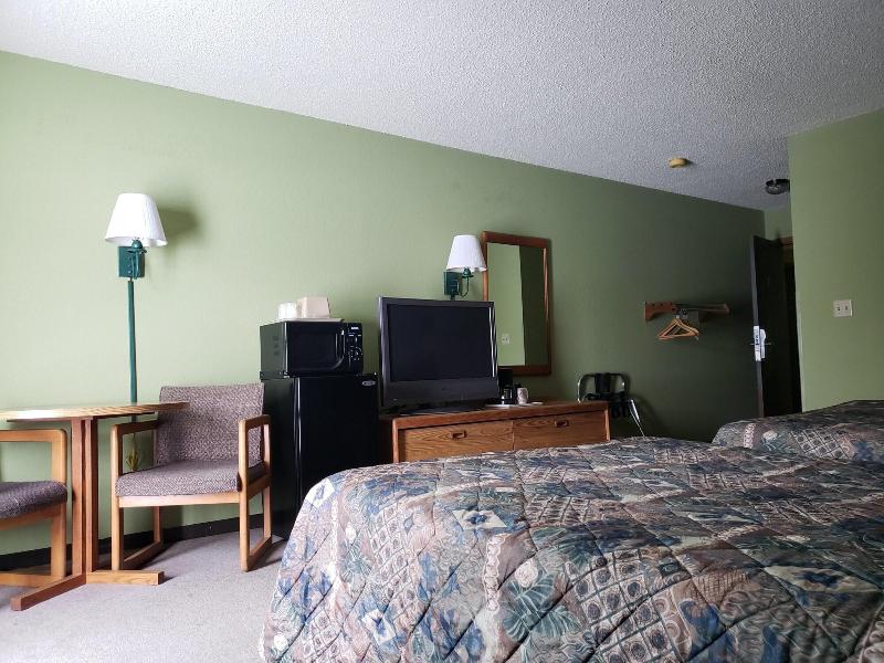 Harbor Lights Lodge image