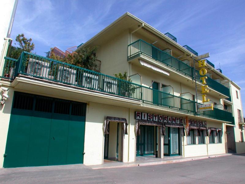 Hotel La Pergola image