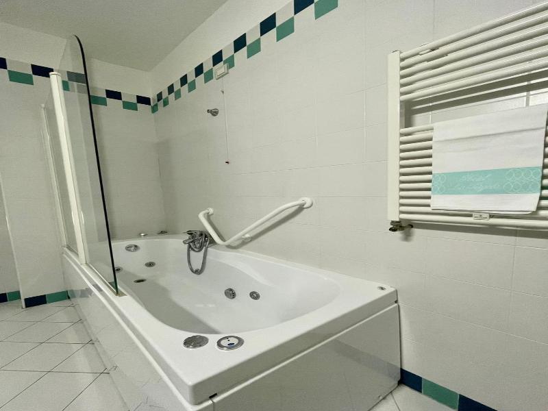 Hotel La Pergola image