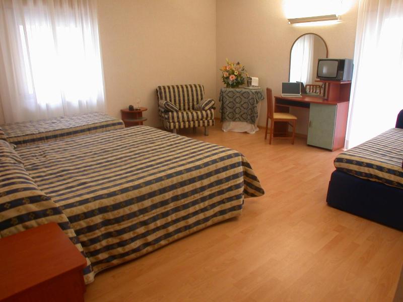 Hotel La Pergola image