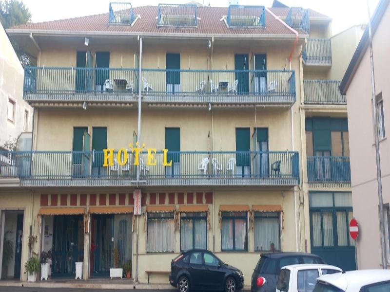 Hotel La Pergola image