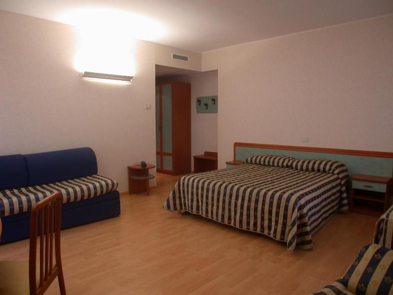 Hotel La Pergola image