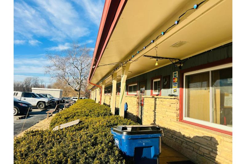 Wisconsin-Aire Motel By OYO Random Lake image