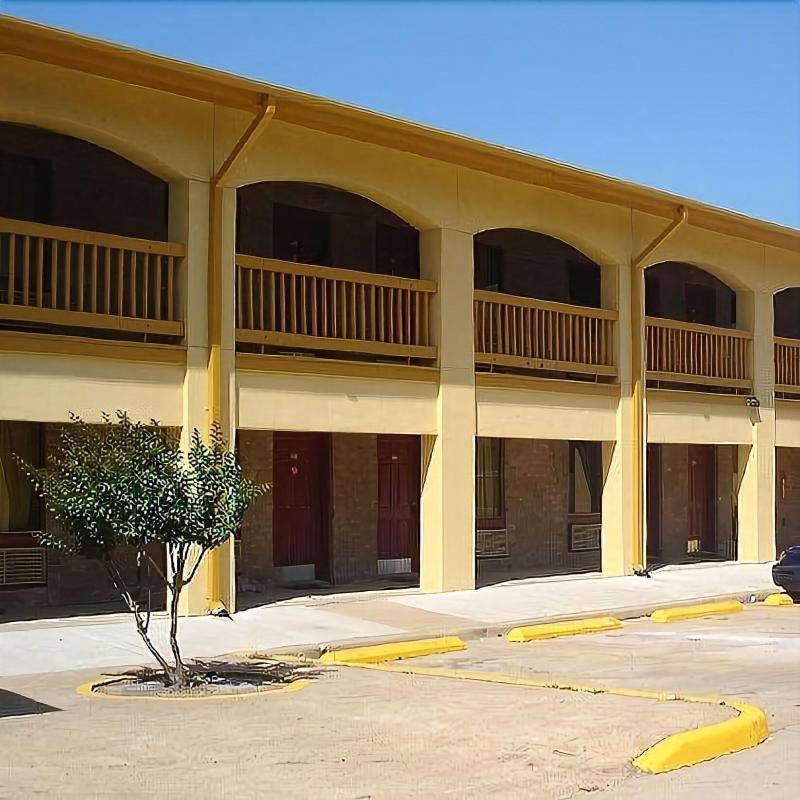 Motel 6 Freeport, TX image