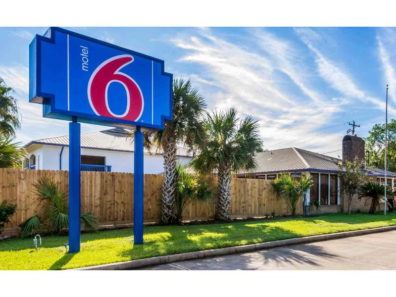 Motel 6 Freeport, TX GA 3