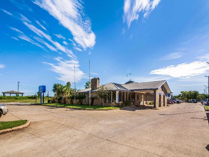 Motel 6 Freeport, TX image