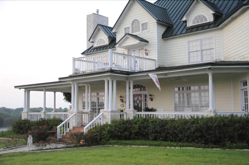 Lillian Farms Bed & Breakfast image