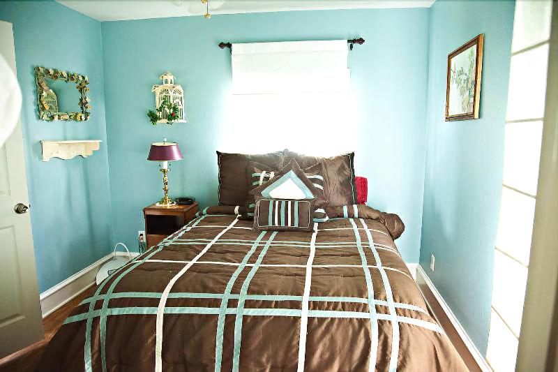 Lillian Farms Bed & Breakfast image