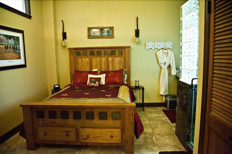 Lillian Farms Bed & Breakfast image