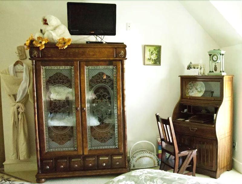 Lillian Farms Bed & Breakfast image