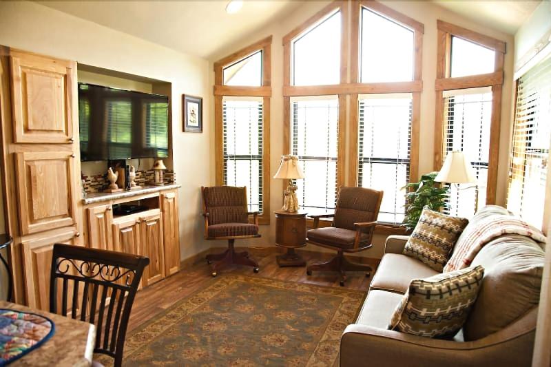 Lillian Farms Bed & Breakfast image