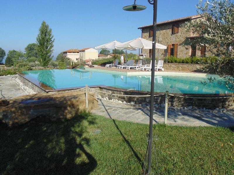 Il Borgo Sul Lago image