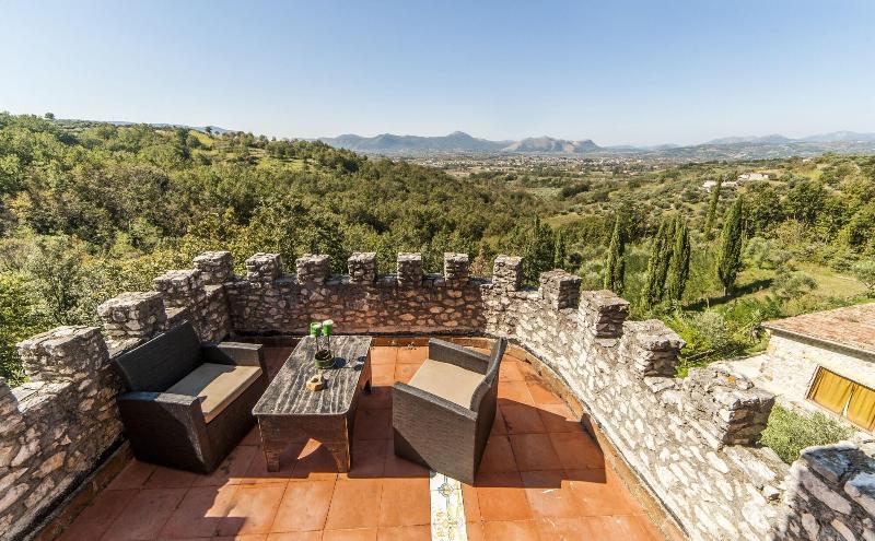 Villa De Luccheri image