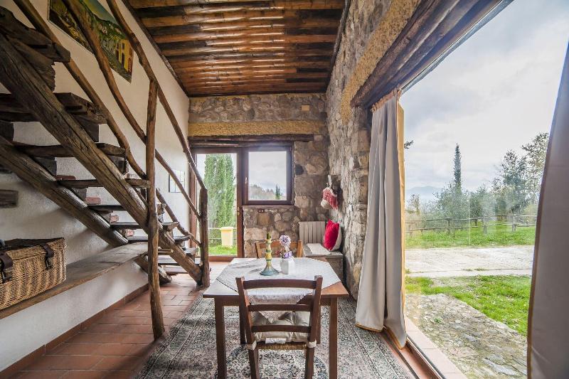 Villa De Luccheri image