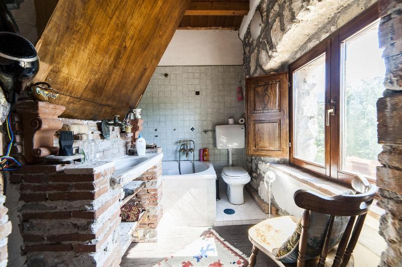 Villa De Luccheri image