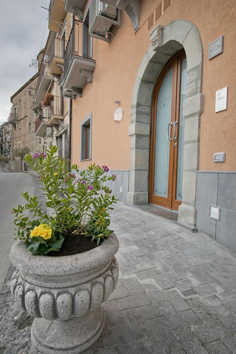 Affittacamere La Madonnina image