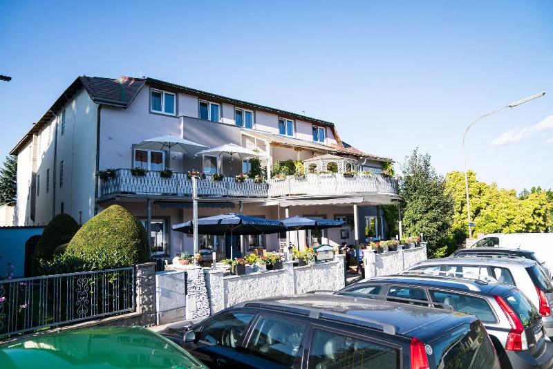 Pension & Restaurant La Amalia image