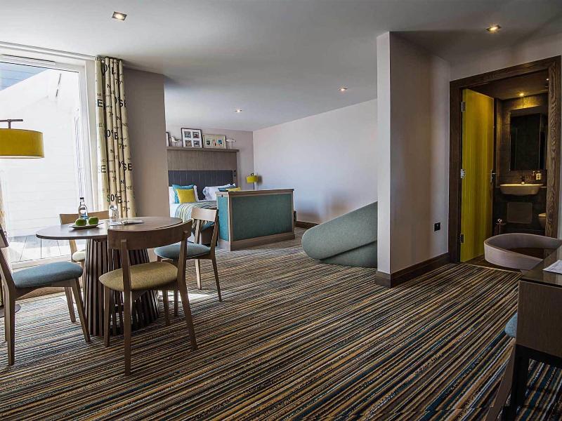 The Waterside Hotel image