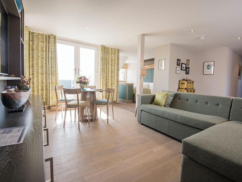 The Waterside Hotel image