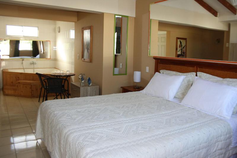 Tikay Suite Hotel — photo 4