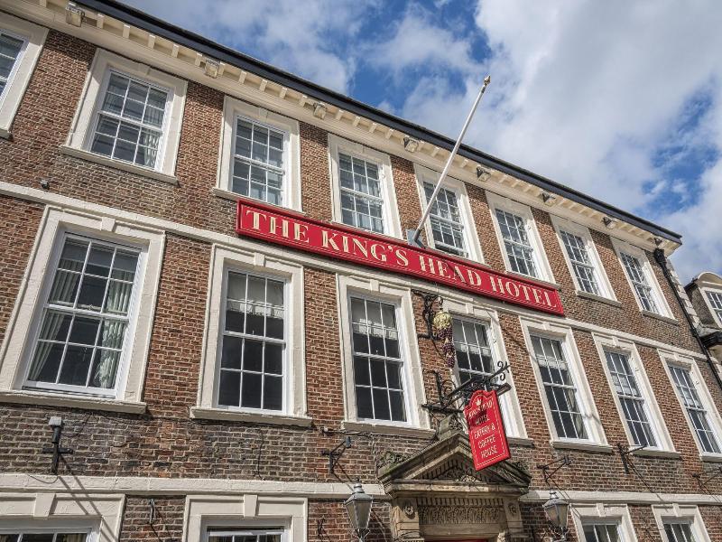 The Kings Head Hotel image