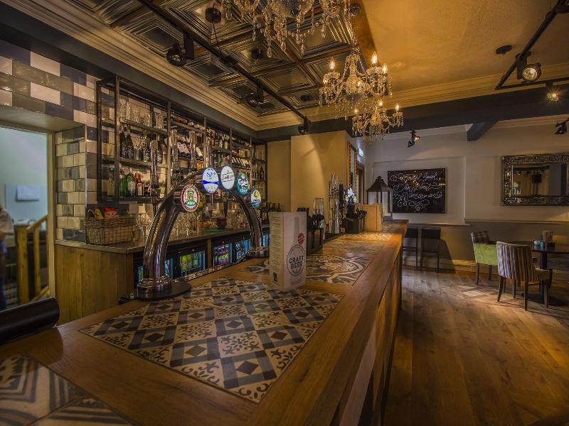 The Kings Head Hotel image