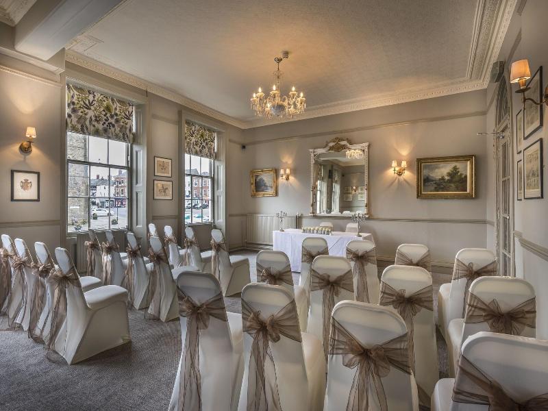 The Kings Head Hotel image