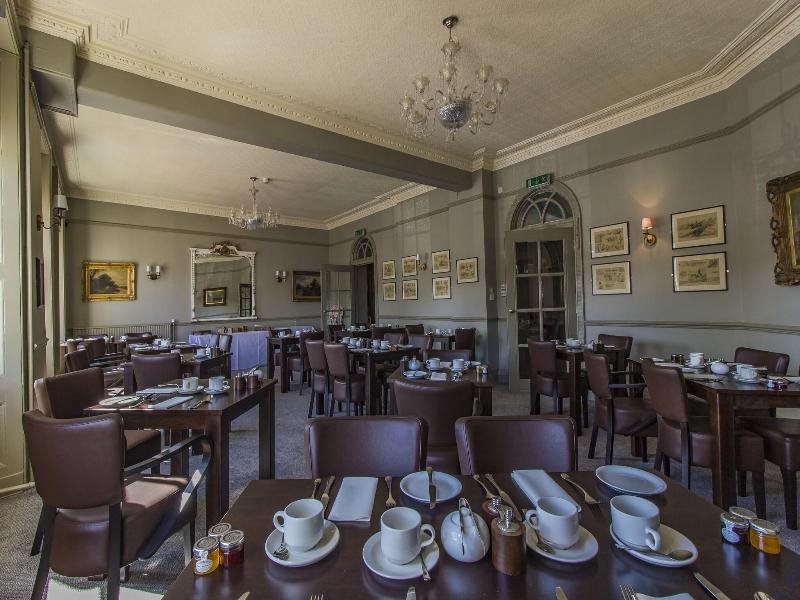 The Kings Head Hotel image