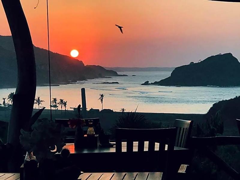 Blue Monkey Villas Resort & Ocean View image