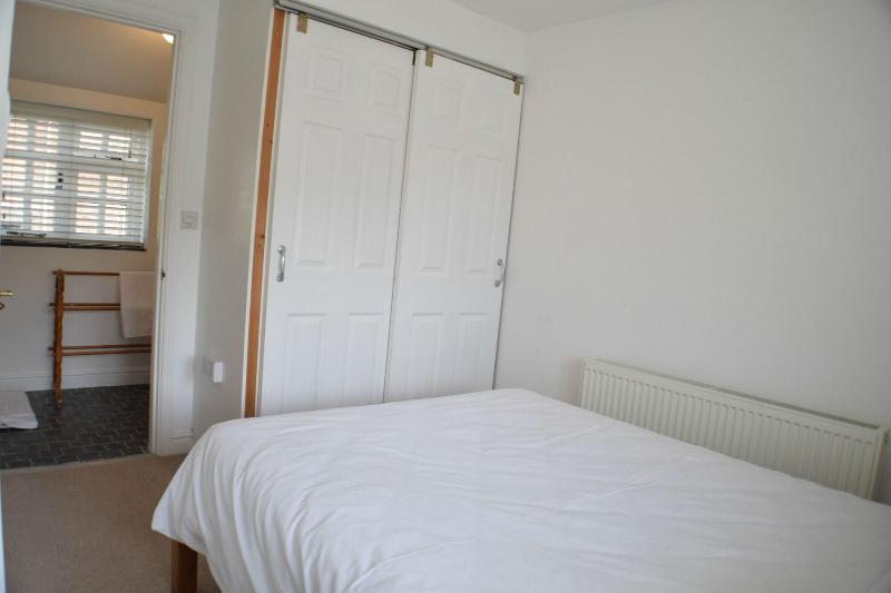 Glendower House Apartments image