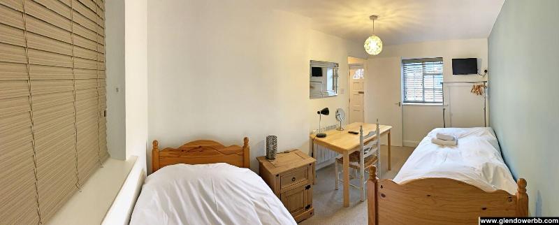 Glendower House Apartments image