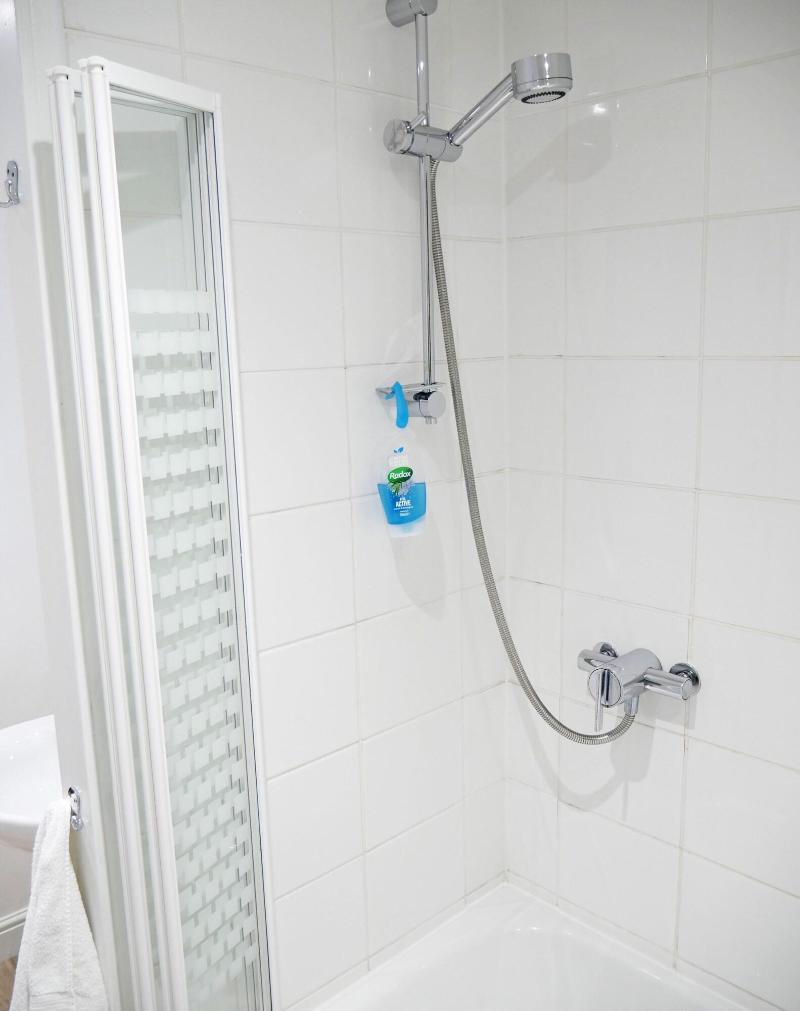 Glendower House Apartments image