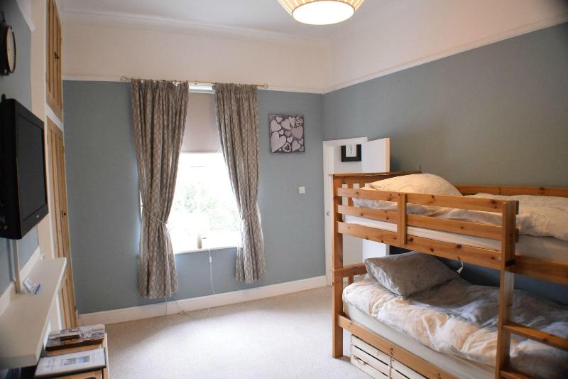 Glendower House Apartments image