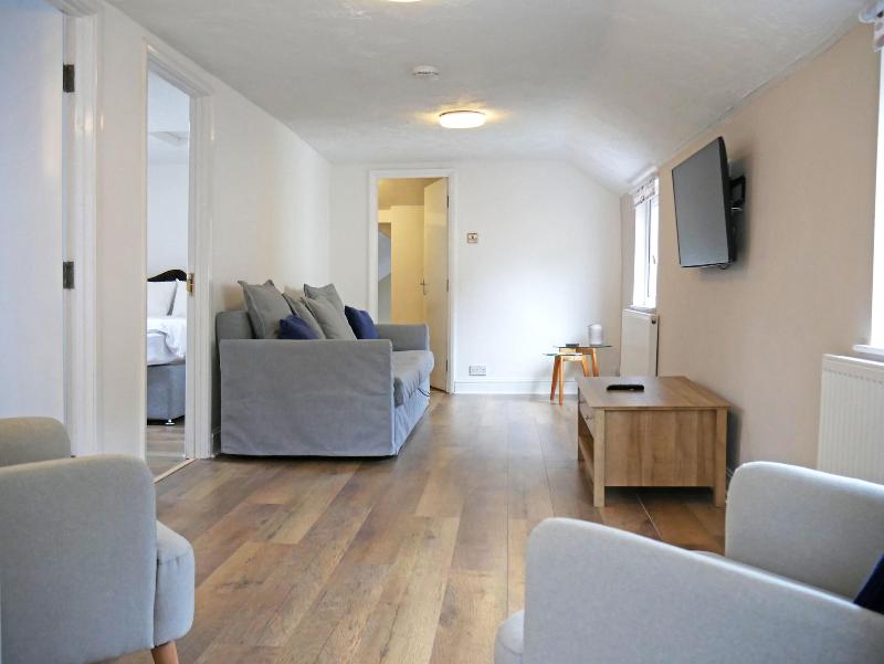 Glendower House Apartments image